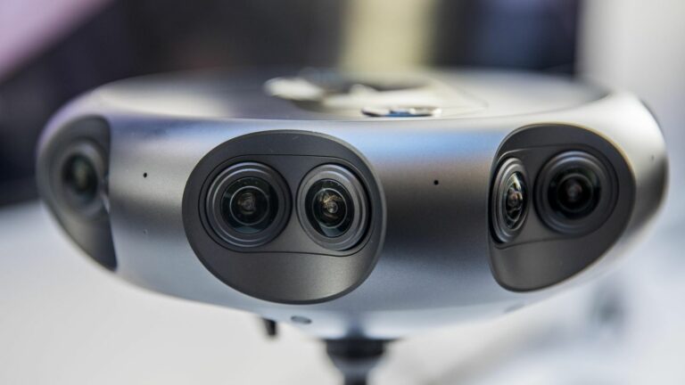 Samsung начала продажи камеры 360 Round за $10 499