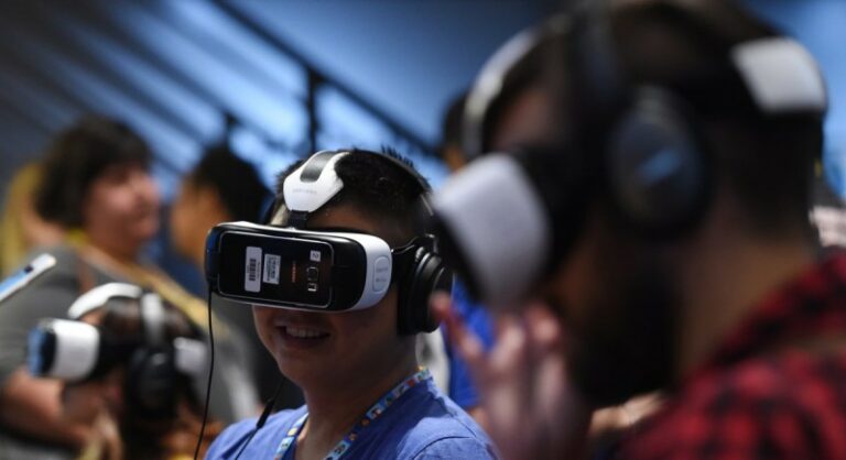 NextVR проведёт трансляцию Oculus Connect 2 для пользователей Samsung Gear VR