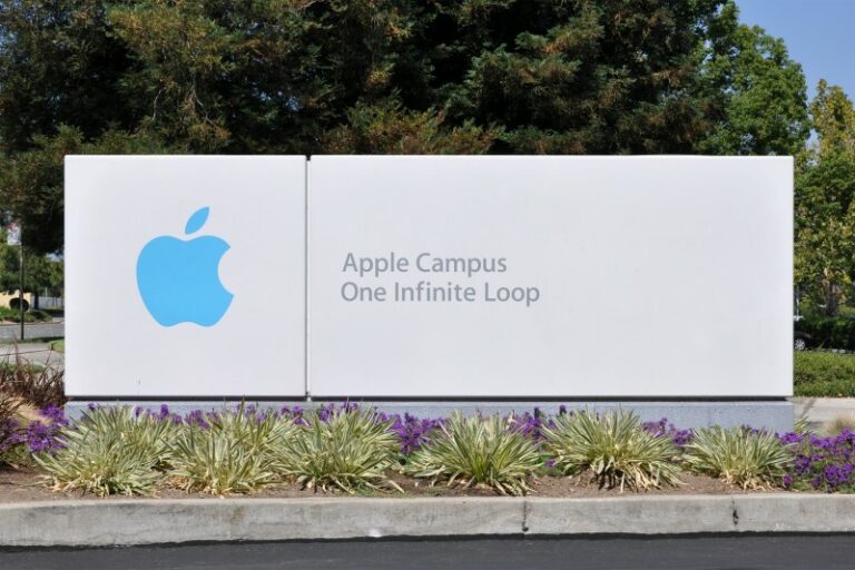 Apple наняла именитого специалиста по AR/VR-интерфейсам Дуга Боумэна
