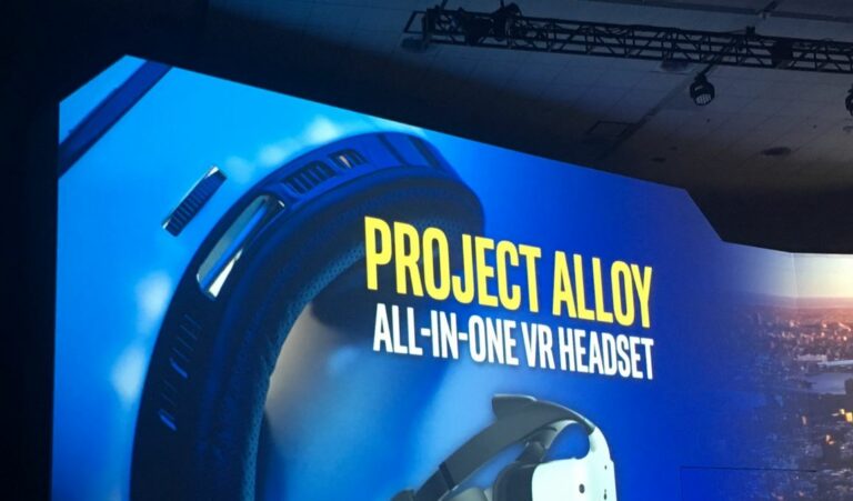 Шлемы на базе Intel Alloy по цене будут сравнимы с ноутбуками
