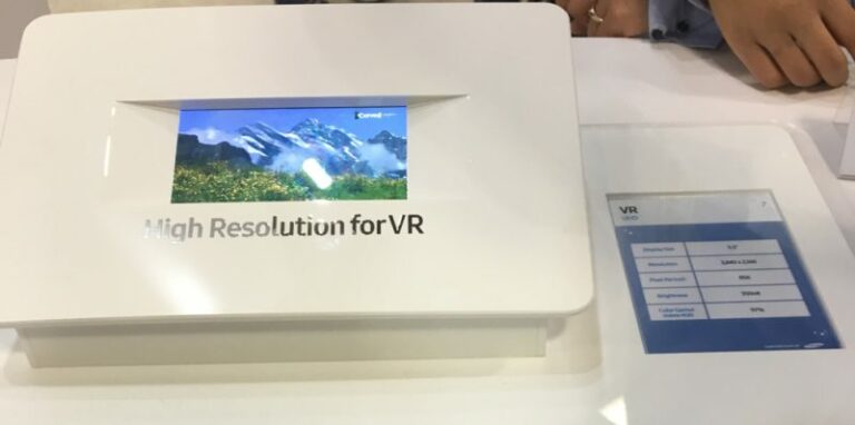 Samsung показала прототипы 5,5-дюймового 4K- и Lightfield-дисплея