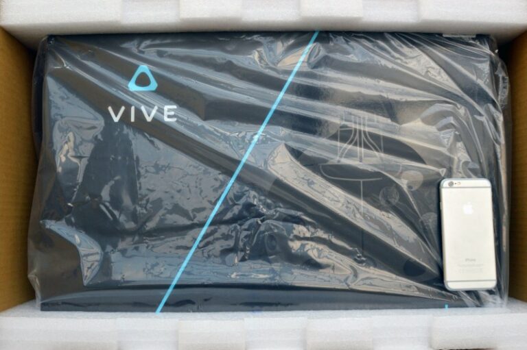 HTC гарантирует доставку Vive в течение 72 часов и начинает продажи гарнитуры в 100 офлайновых магазинах США