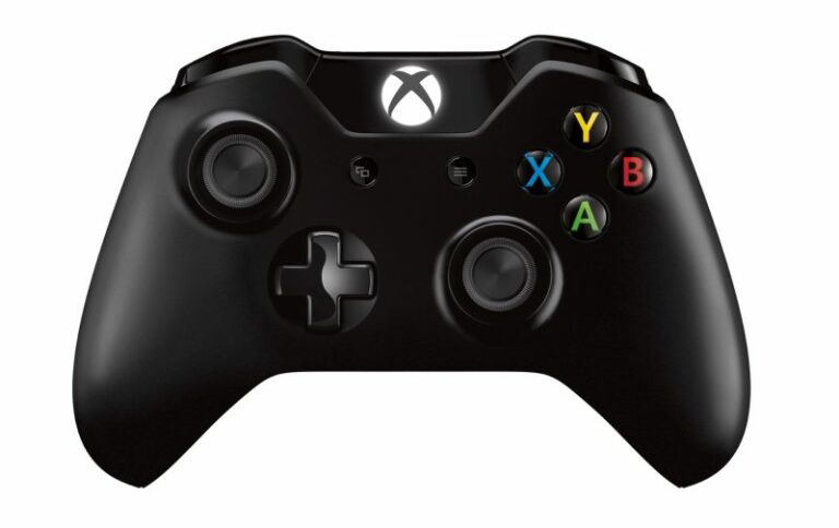 Microsoft может представить VR-версию Xbox One в июне