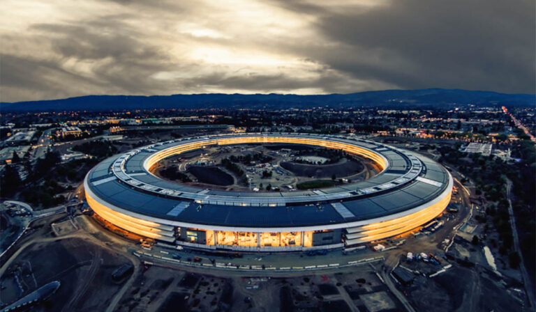 Apple собирает специалистов по дополненной реальности для Карт