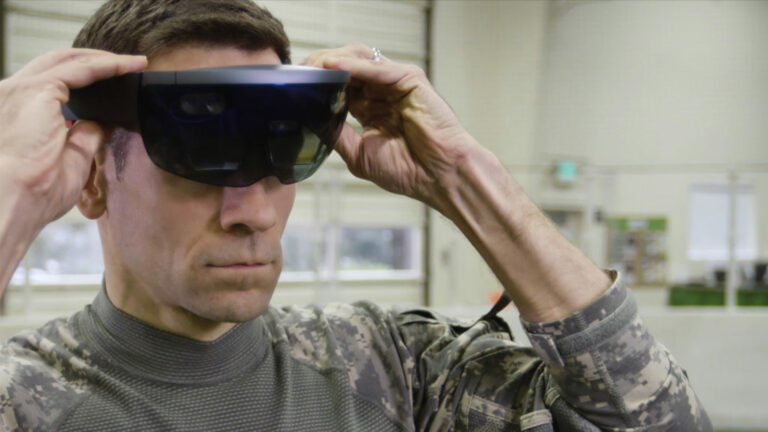 Армия США купит больше Hololens, чем остальные клиенты Microsoft