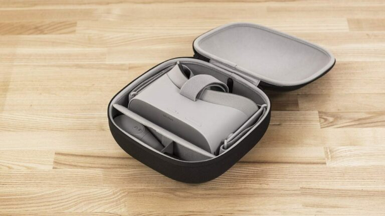 Фирменный футляр для Oculus Go стоит $35
