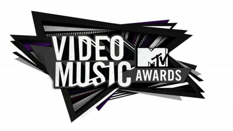 Церемонию музыкальной премии MTV транслировали в виртуальной реальности