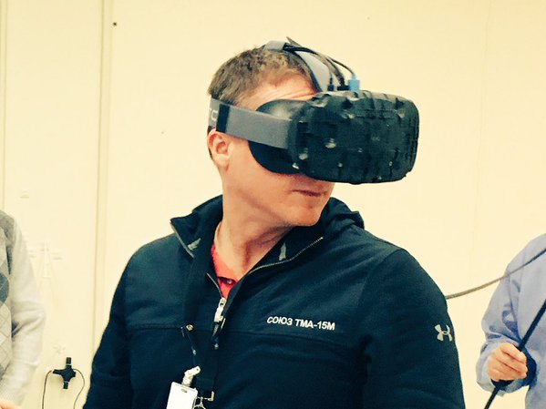 Астронавты NASA проходят VR-симуляции деятельности на МКС