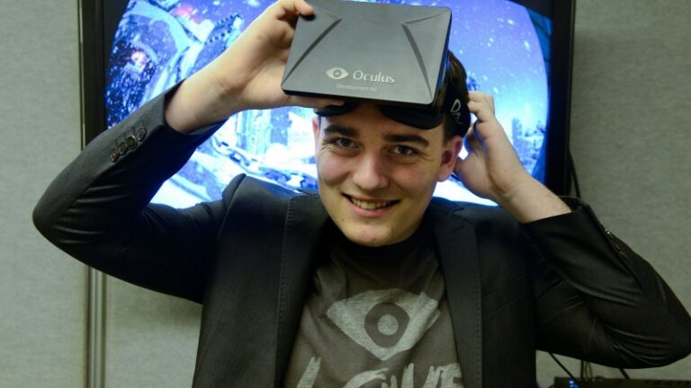 Спорная цена Rift и четыре метра кабеля: ответы Палмера Лаки на вопросы пользователей Reddit
