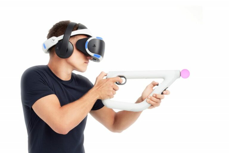 PlayStation 5 будет совместима с PS VR и с играми для PS4