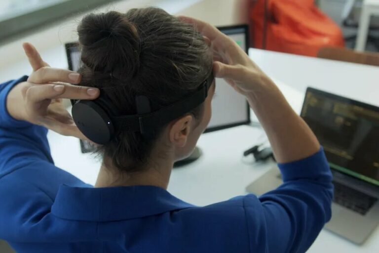 Snap купила NextMind, разработчика нейрокомпьютерных интерфейсов