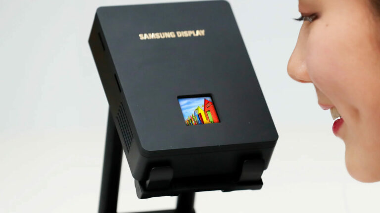 Microsoft может выпустить новые очки в 2026 году. В основе — microOLED от Samsung